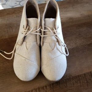 TOMS Natural Metallic Linen Women's Desert Wedge